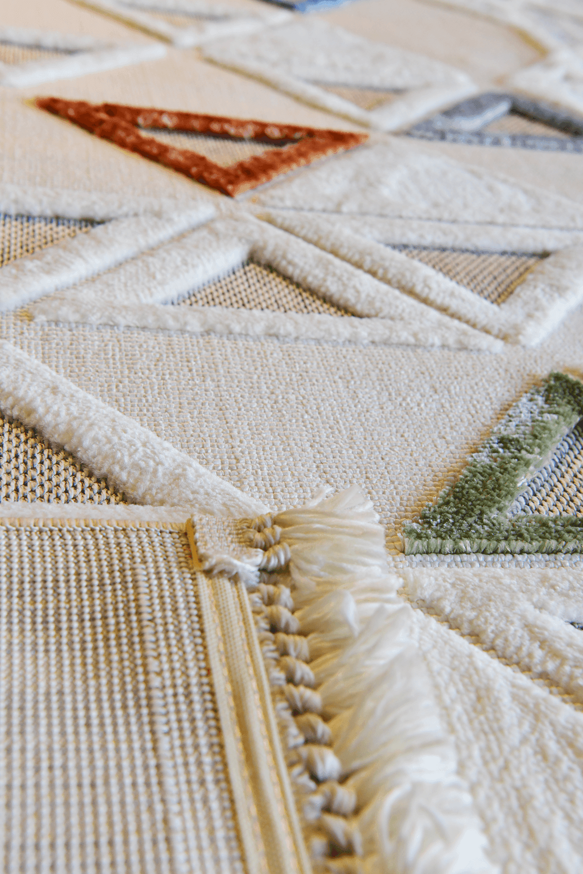 Evdeco Pera 7804 Multi Yumuşak Dokulu Modern Salon Halısı