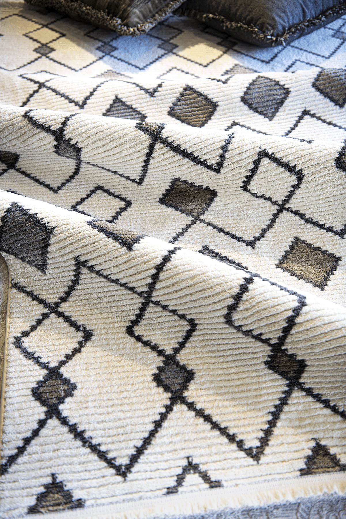 Evdeco Violet 3610 Gri Yumuşak Dokulu Modern Salon Halısı