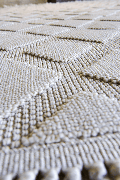 Seka Halı Tina 7507 Beyaz Yumuşak Tuşeli Kesme Halı