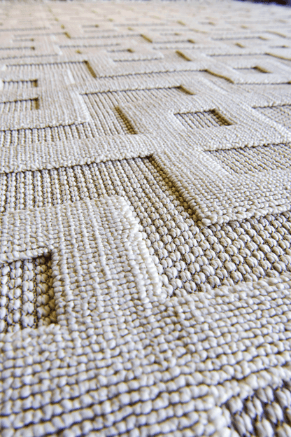 Seka Halı Tina 7511 Beyaz Yumuşak Tuşeli Kesme Halı