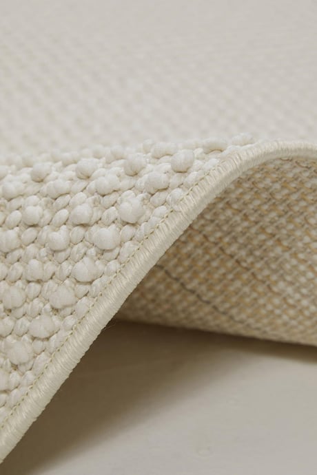 Evdeco Vena 1451 Krem Yumuşak ve Parlak Tuşeli Kesme Halı