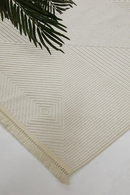 Evdeco Vena 1454 Krem Yumuşak ve Parlak Tuşeli Kesme Halı