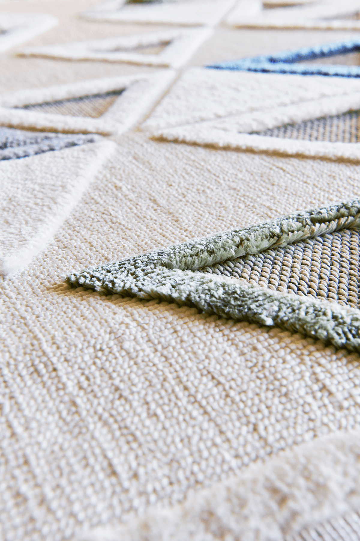 Evdeco Pera 7804 Multi Yumuşak Dokulu Modern Salon Halısı