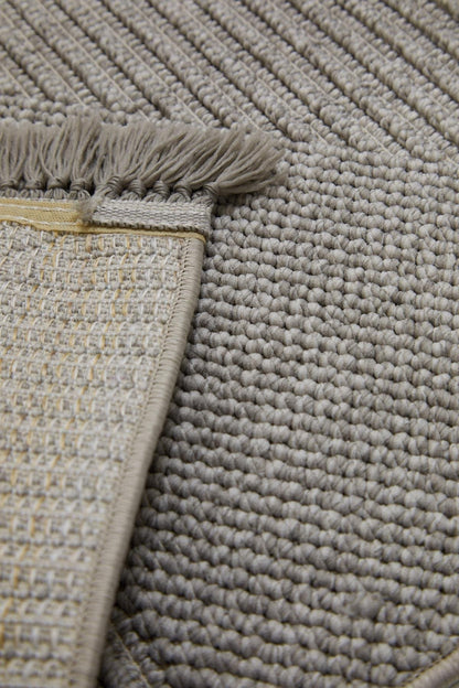 Evdeco Vena 1456 Gri Yumuşak ve Parlak Tuşeli Kesme Halı