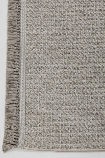 Evdeco Vena 1453 Gri Yumuşak ve Parlak Tuşeli Kesme Halı