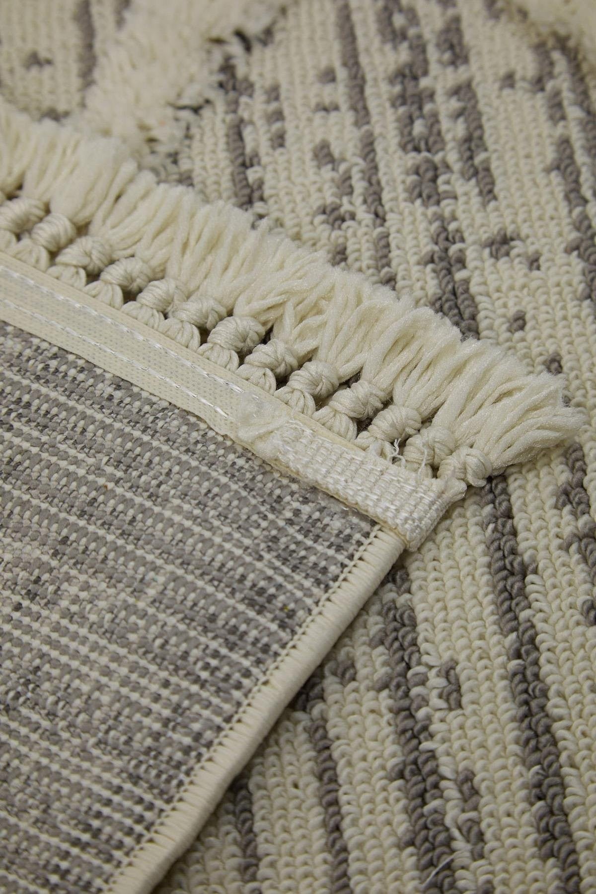 Evdeco Molde 2204 Gri Etnik Desenli Modern Salon Halısı