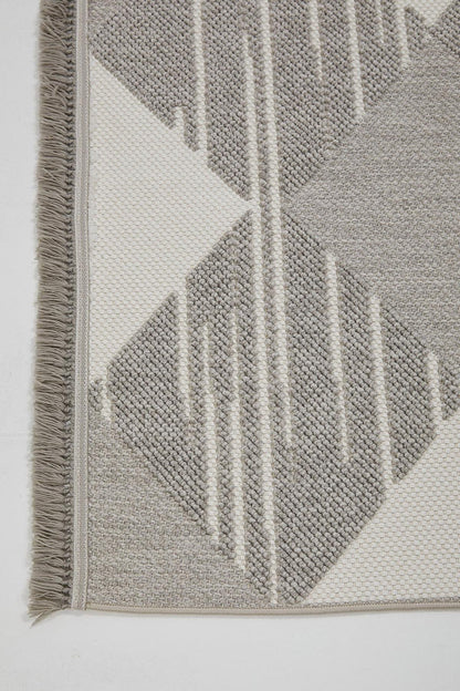 Evdeco Vena 1458 Gri Yumuşak ve Parlak Tuşeli Kesme Halı