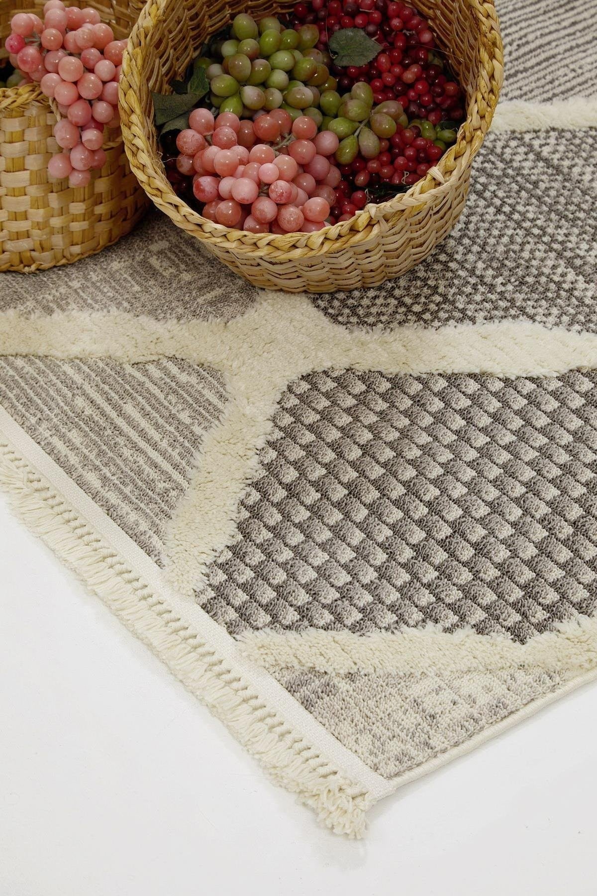 Evdeco Molde 2202 Gri Etnik Desenli Modern Salon Halısı