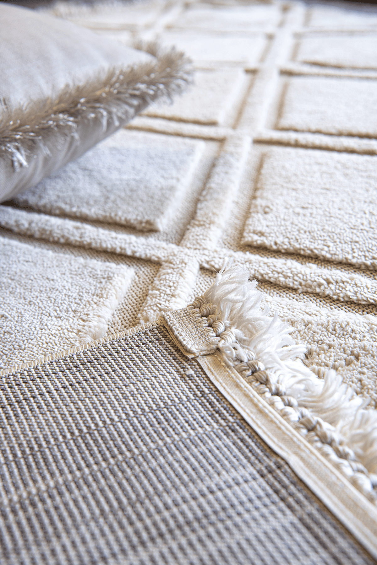 Evdeco Molde 2209 Krem Etnik Desenli Modern Salon Halısı